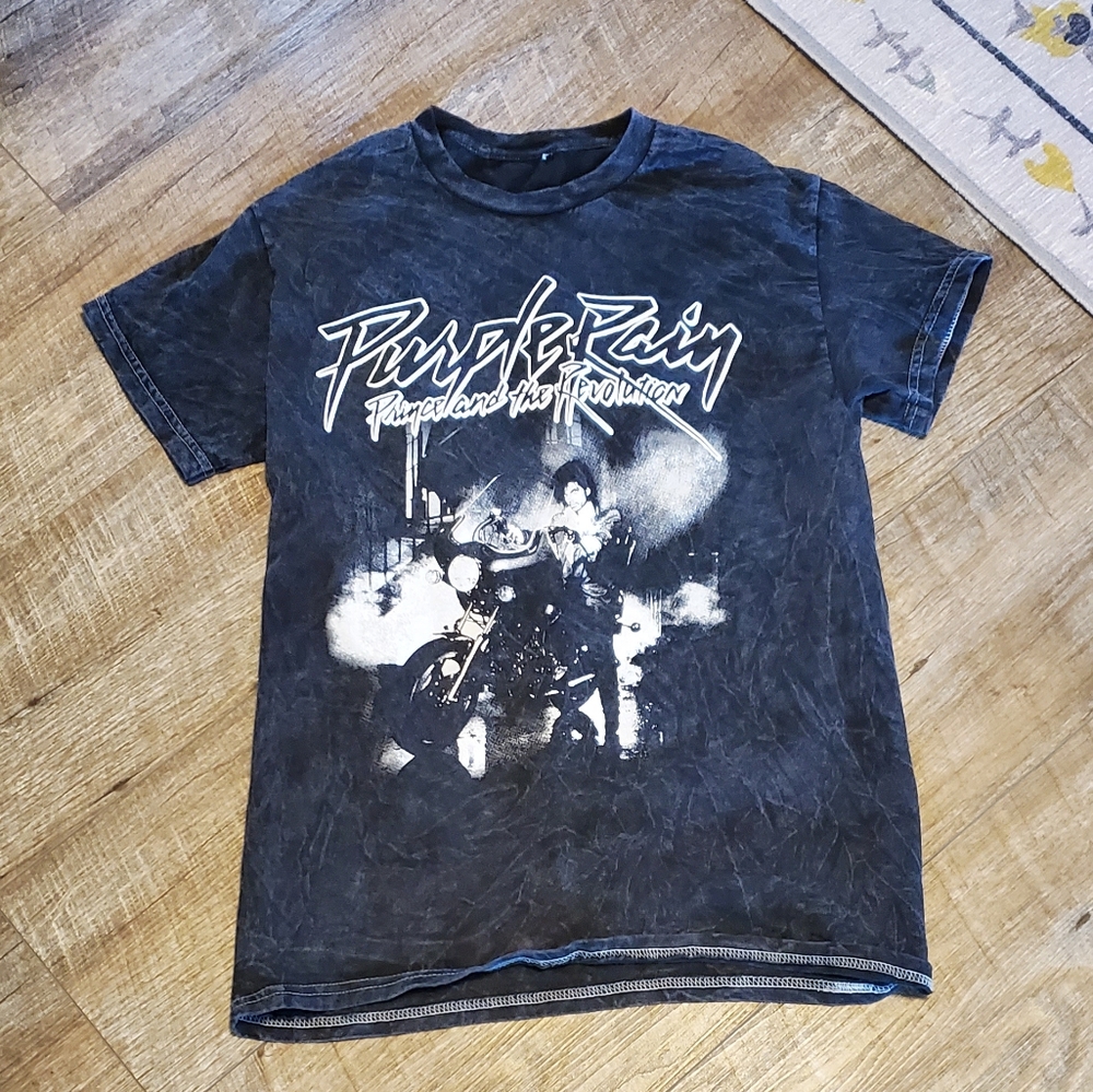 Prince Purple Rain T Shirt Size Small 💜
